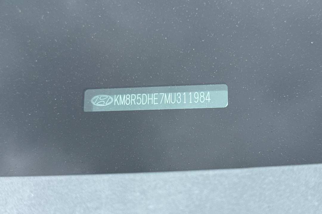 2021 Hyundai Palisade Limited - Image 2