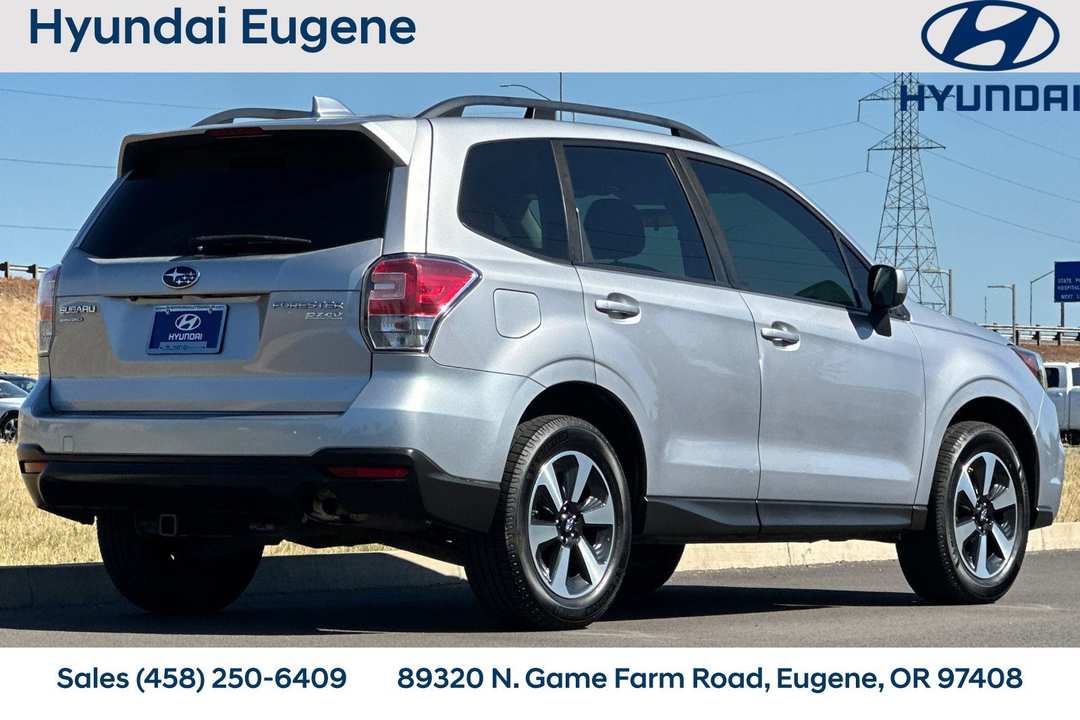 2017 Subaru Forester 2.5i Premium - Image 3