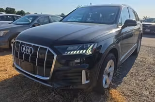 2023 Audi Q7 45 Premium Plus