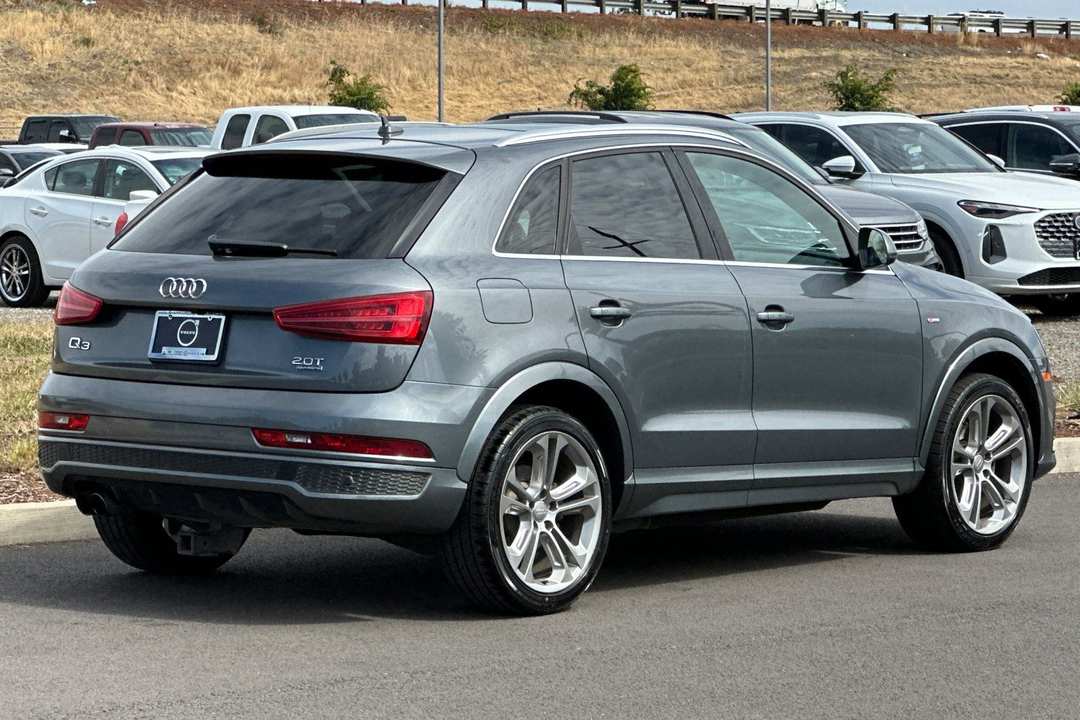 2016 Audi Q3 2.0T Prestige - Image 3