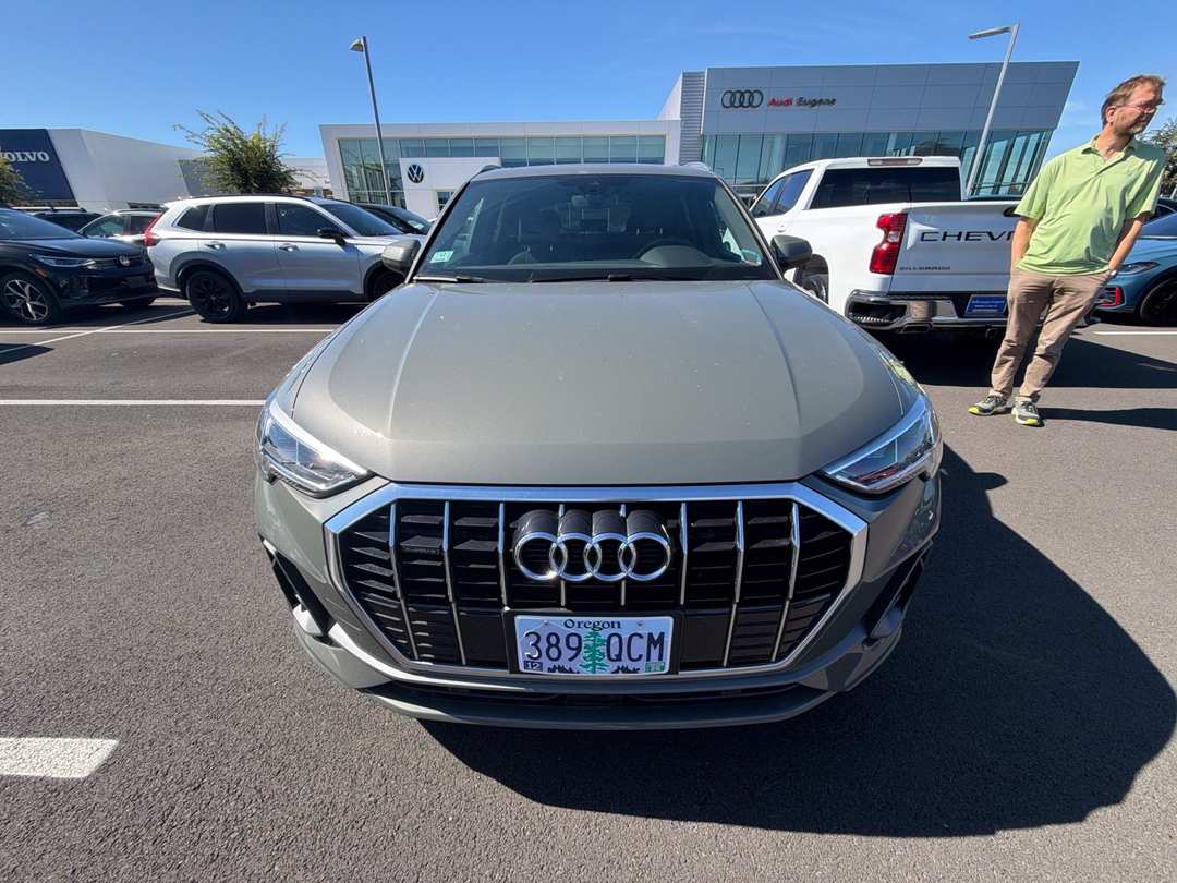 2019 Audi Q3 2.0T Premium Plus - Image 3