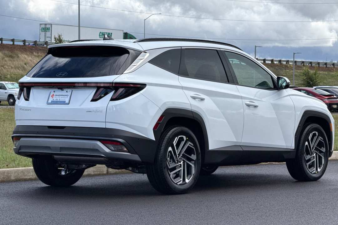 2026 Hyundai Tucson Hybrid Limited - Image 3