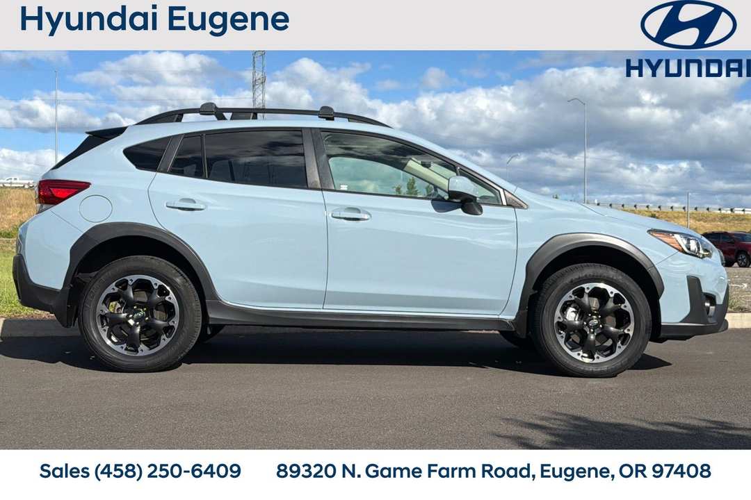 2023 Subaru Crosstrek Premium - Image 2