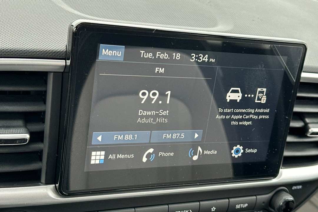 2025 Hyundai Venue SEL - Photo 17