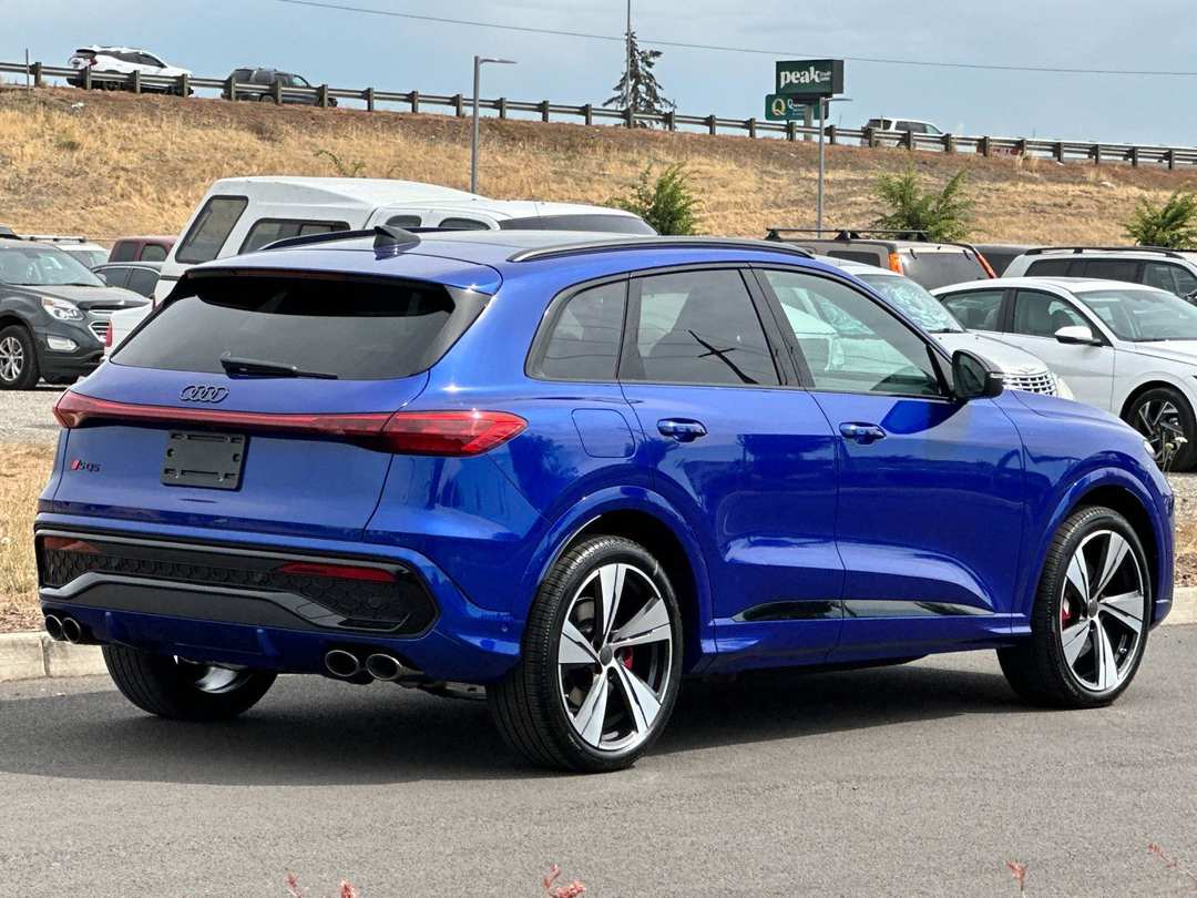 2026 Audi Sq5 Premium Plus - Image 3