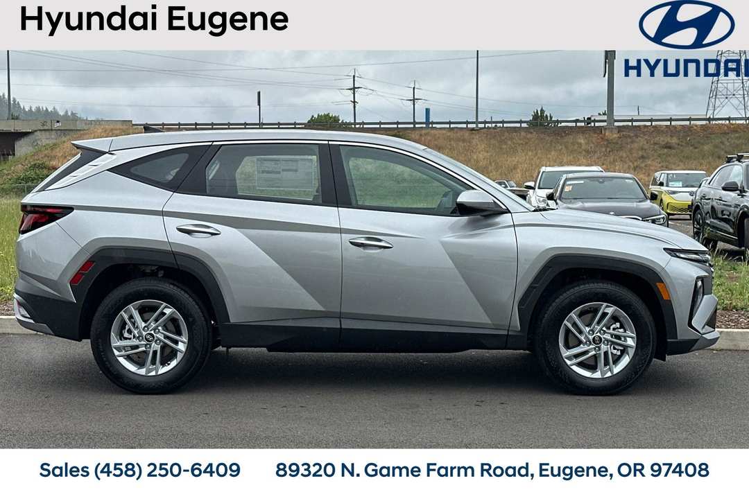 2026 Hyundai Tucson SE - Image 3