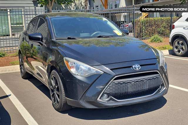 2019 Toyota Yaris LE