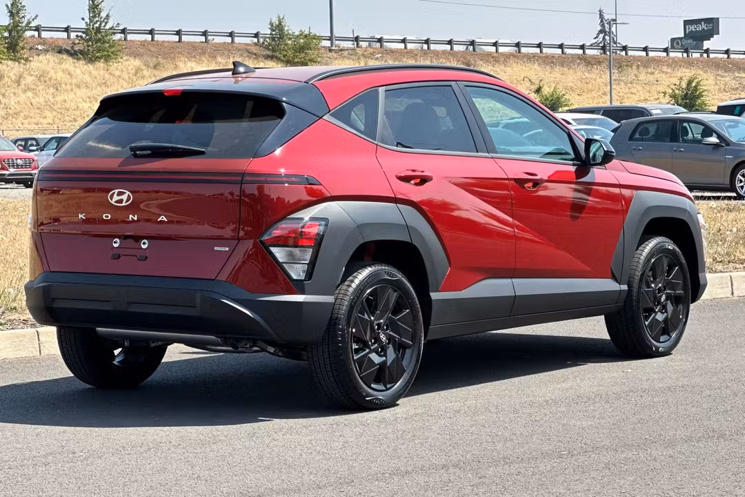 2027 Hyundai Kona SEL Sport - Image 3