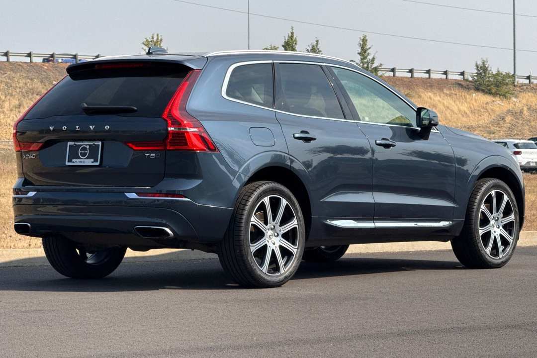 2021 Volvo Xc60 T5 Inscription - Image 3