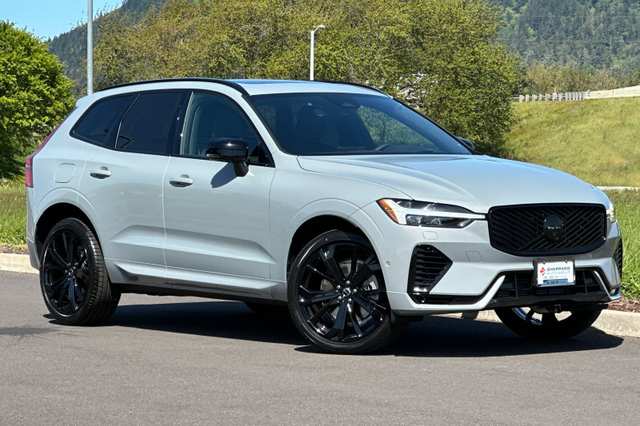 2026 Volvo Xc60 Plug-In Hybrid T8 Ultra Black Edition
