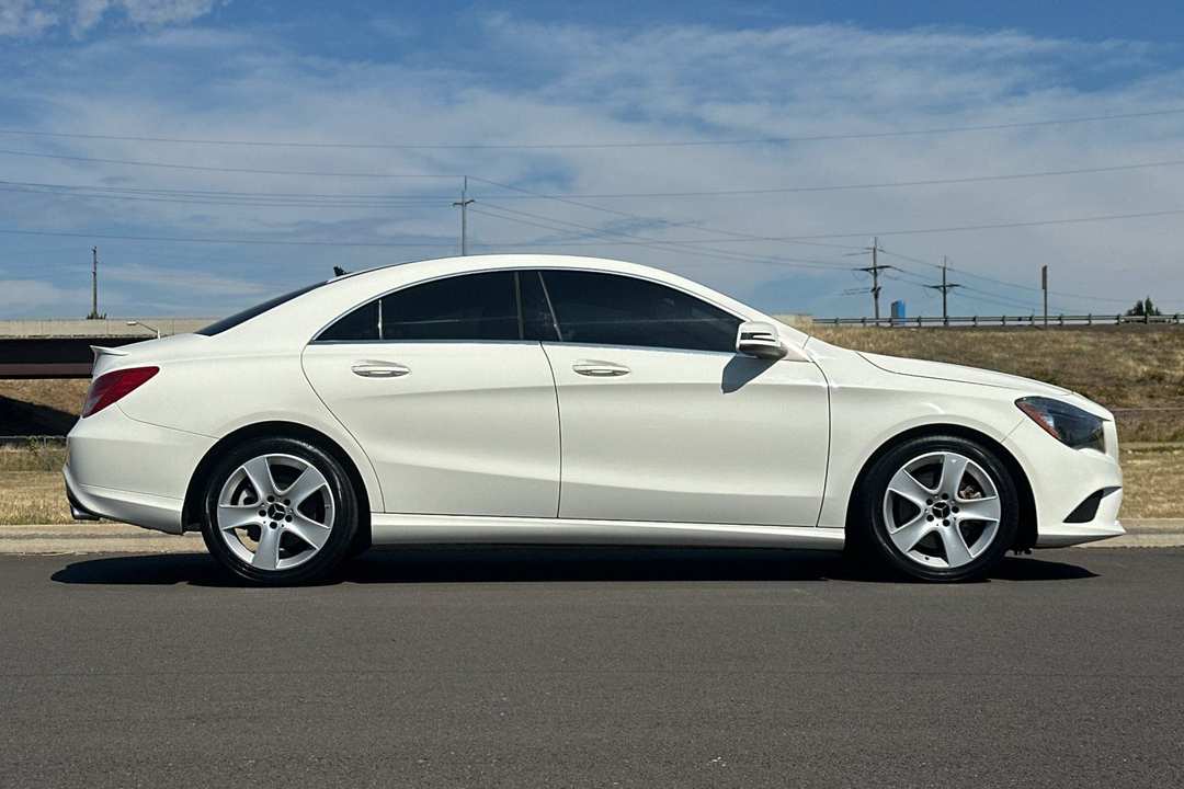 2015 Mercedes-Benz CLA CLA 250 - Image 2