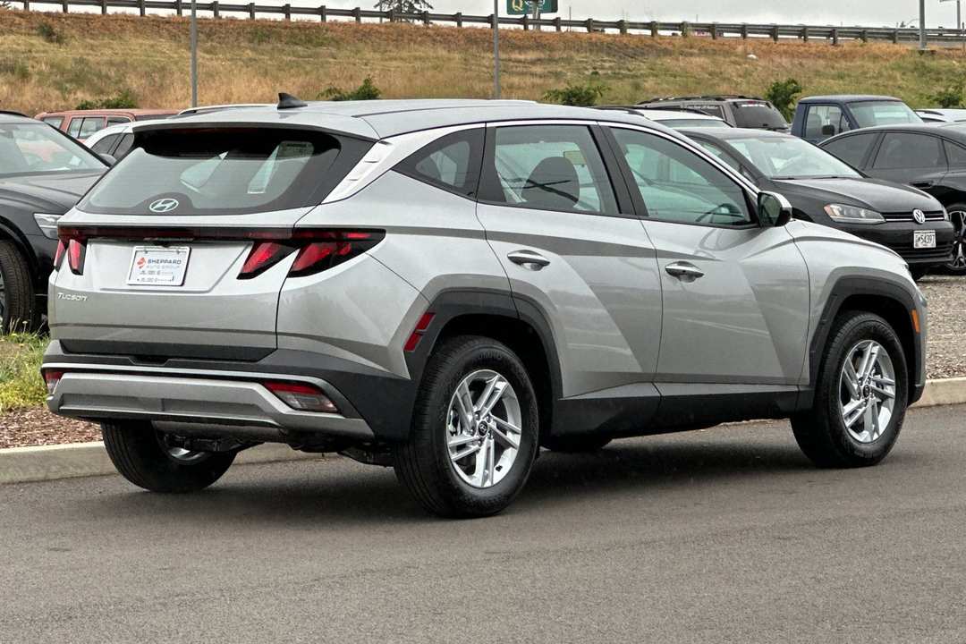 2026 Hyundai Tucson SE - Image 3