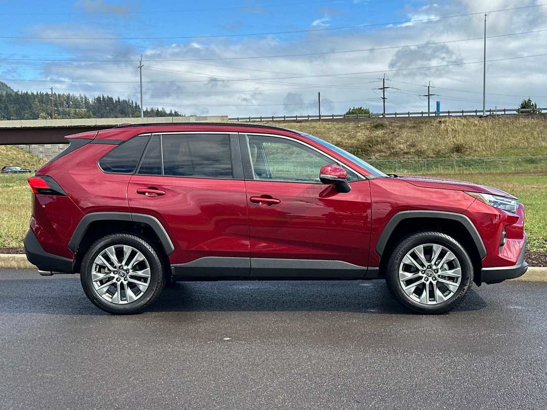 2025 Toyota Rav4 XLE Premium - Image 2