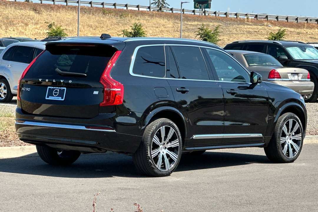 2024 Volvo Xc90 Recharge Plug-In Hybrid Ultimate - Image 3