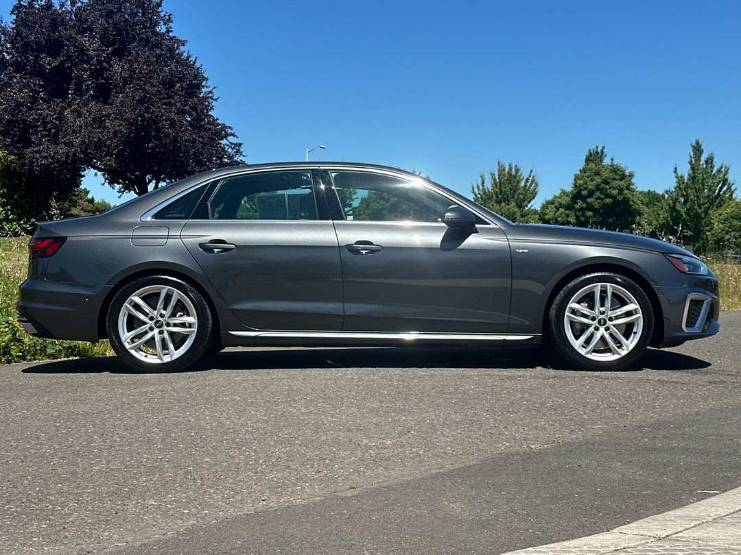 2023 Audi A4 45 S line Prestige - Image 2