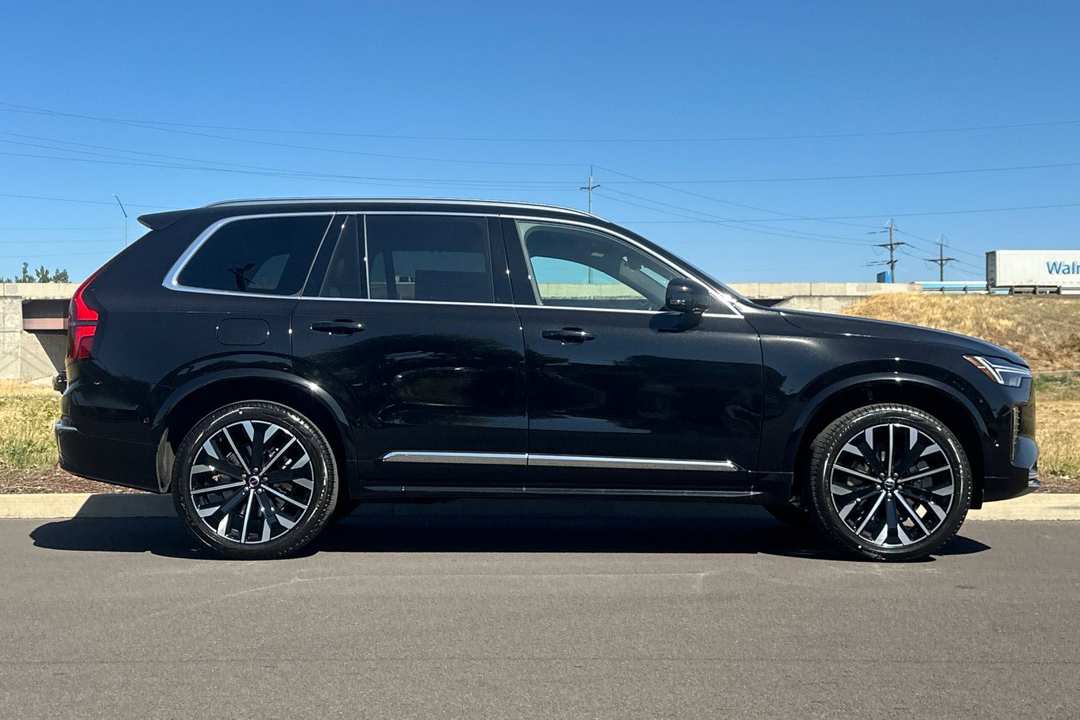 2026 Volvo Xc90 Plug-In Hybrid T8 Ultra - Image 2