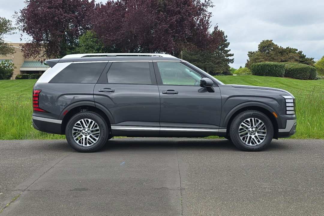 2026 Hyundai Palisade SEL - Image 2