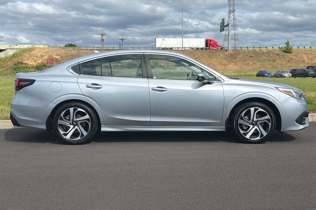 2022 Subaru Legacy Limited XT - Image 2