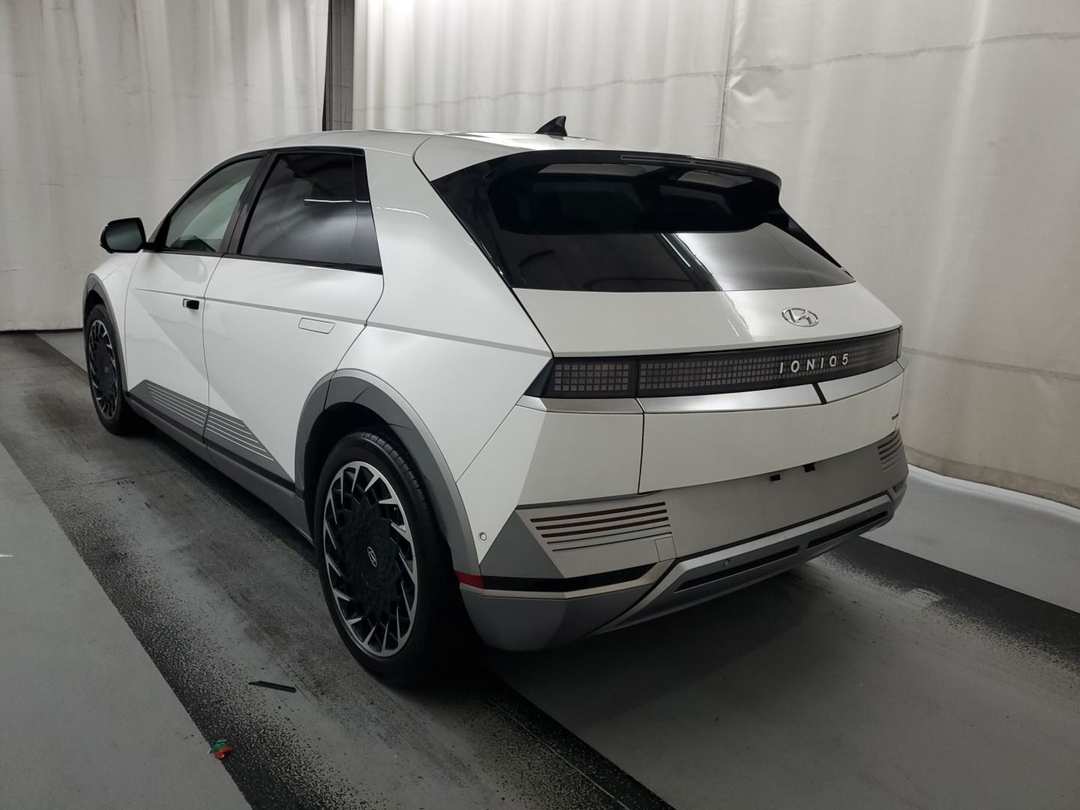 2024 Hyundai Ioniq 5 Limited - Image 2