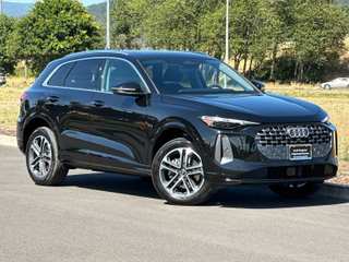 2025 Audi Q5 2.0T Premium