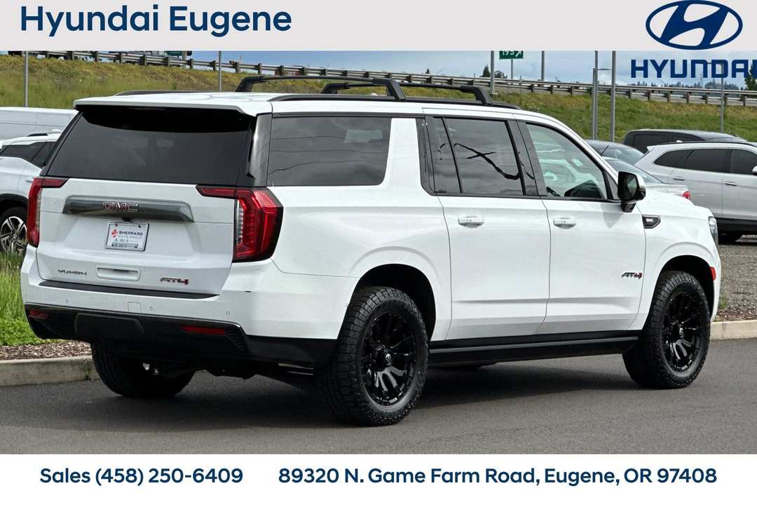 2022 GMC Yukon Xl AT4 - Image 3