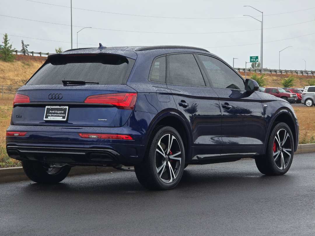 2025 Audi Q5 45 S line Premium Plus - Image 3