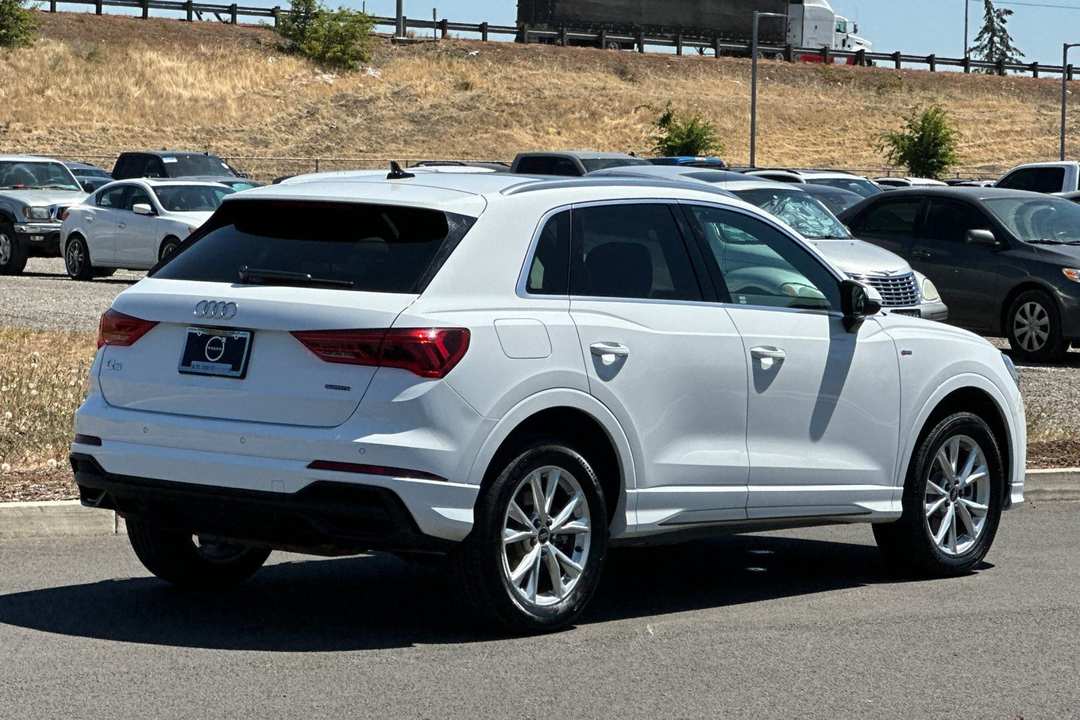 2025 Audi Q3 Premium - Image 3