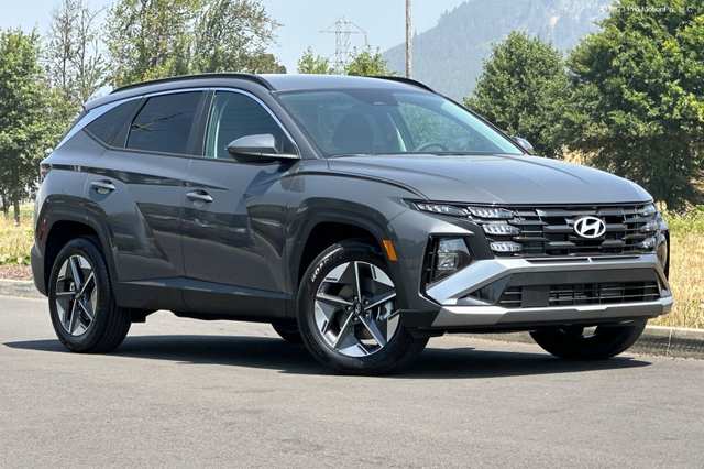 2026 Hyundai Tucson Hybrid SEL