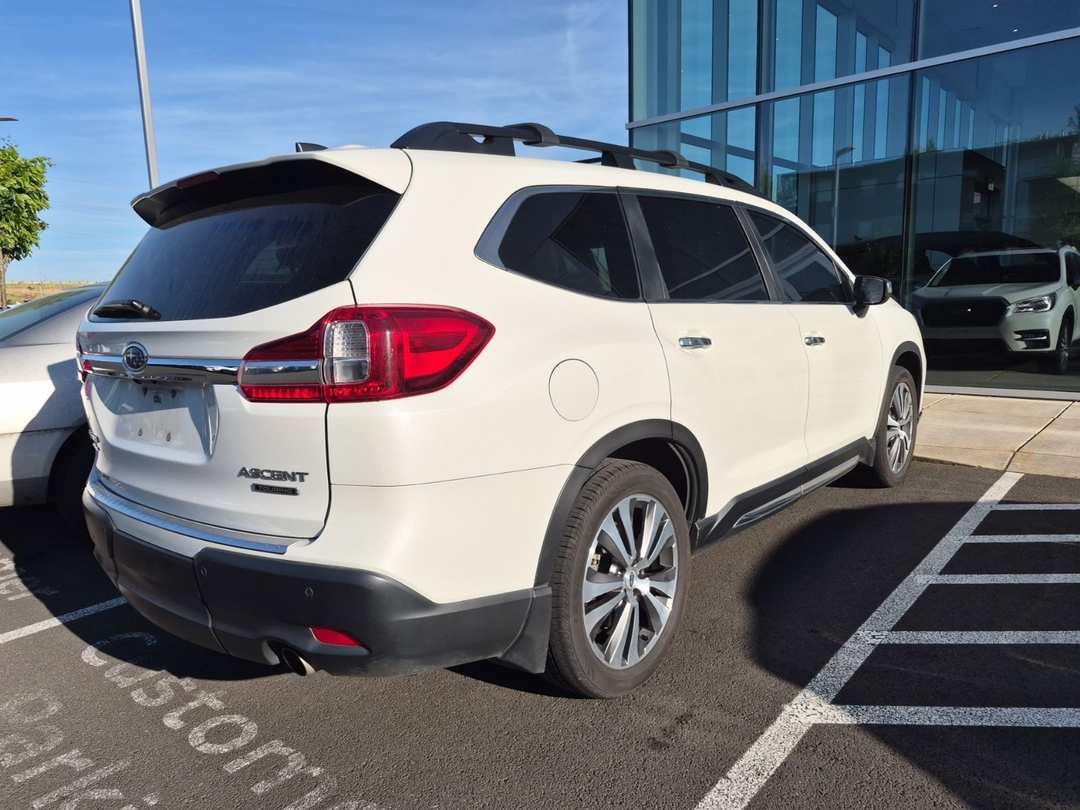 2019 Subaru Ascent Touring - Image 2