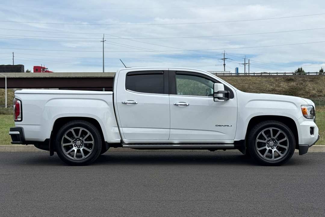 2018 GMC Canyon Denali - Image 2