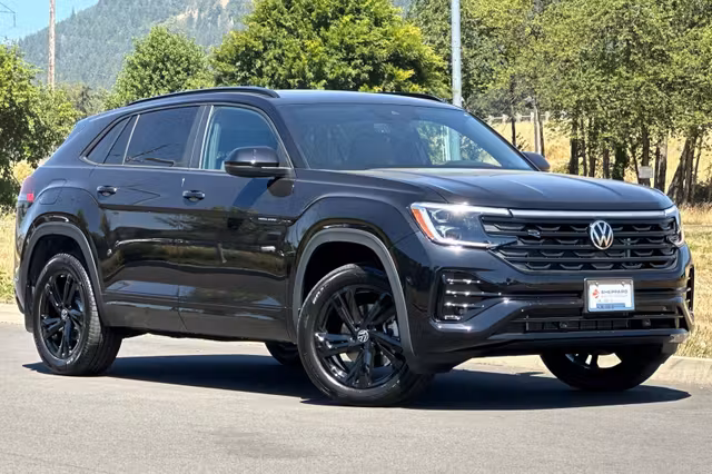 2026 Volkswagen Atlas Cross Sport 2.0T SEL RLine Black