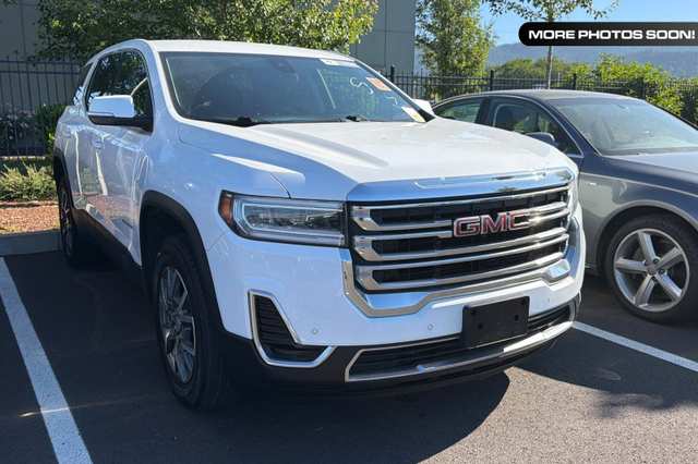 2022 GMC Acadia SLE