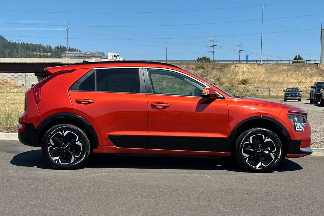 2023 Kia Niro Ev Wind - Image 2