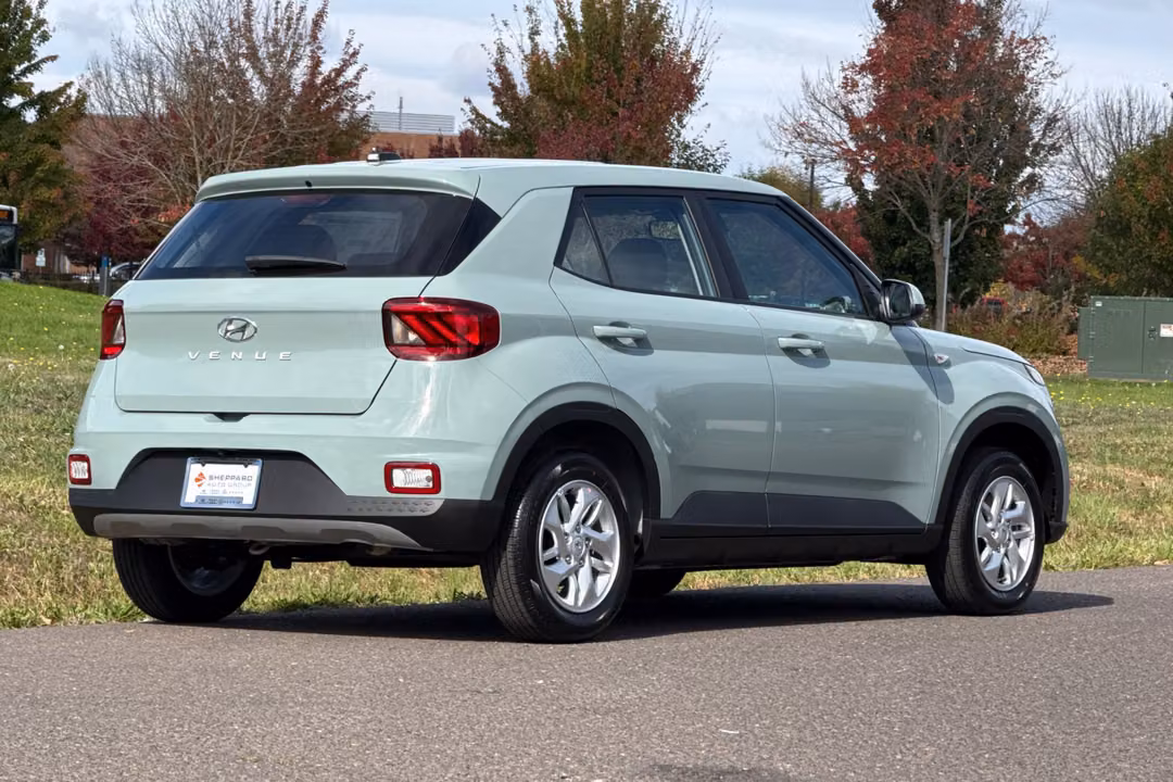 2026 Hyundai Venue SE - Image 3