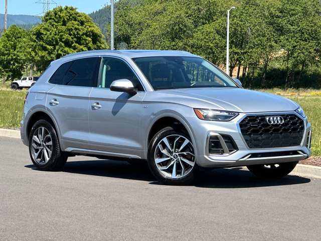 2024 Audi Q5 45 S line Premium