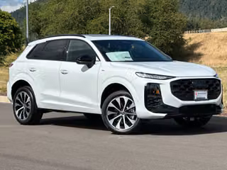 2026 Audi Q3 S line