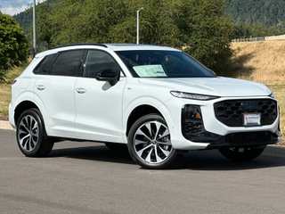 2026 Audi Q3 S line