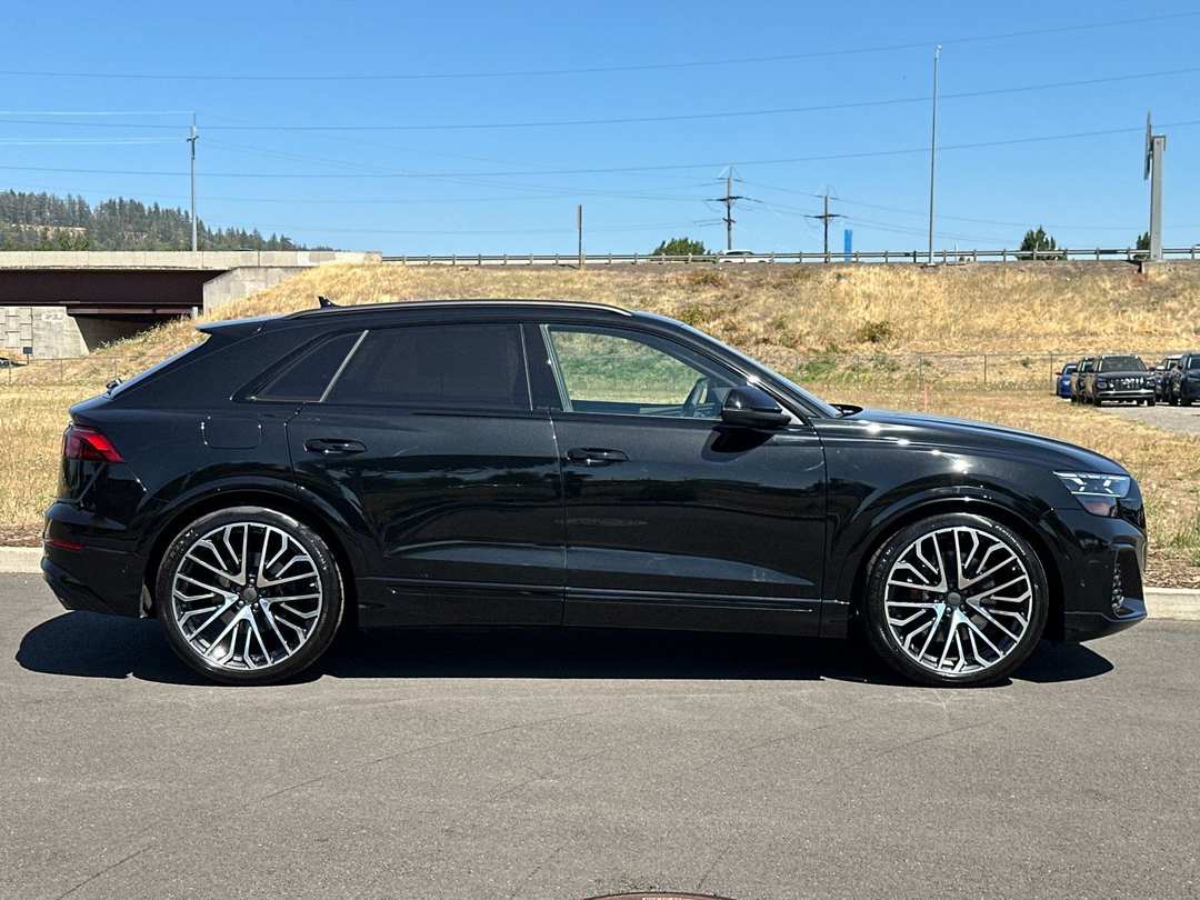 2026 Audi Sq8 4.0T Prestige - Image 2