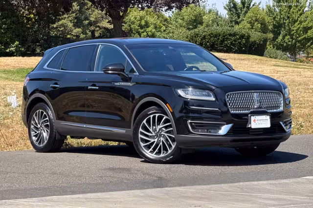 2019 Lincoln Nautilus Reserve