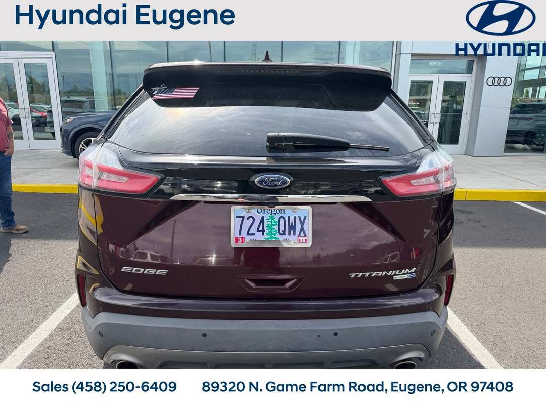 2019 Ford Edge Titanium - Image 3
