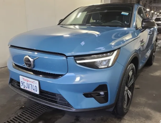 2023 Volvo C40 Recharge Pure Twin Plus