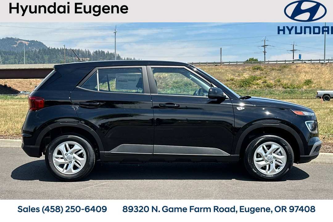 2026 Hyundai Venue SE - Image 3