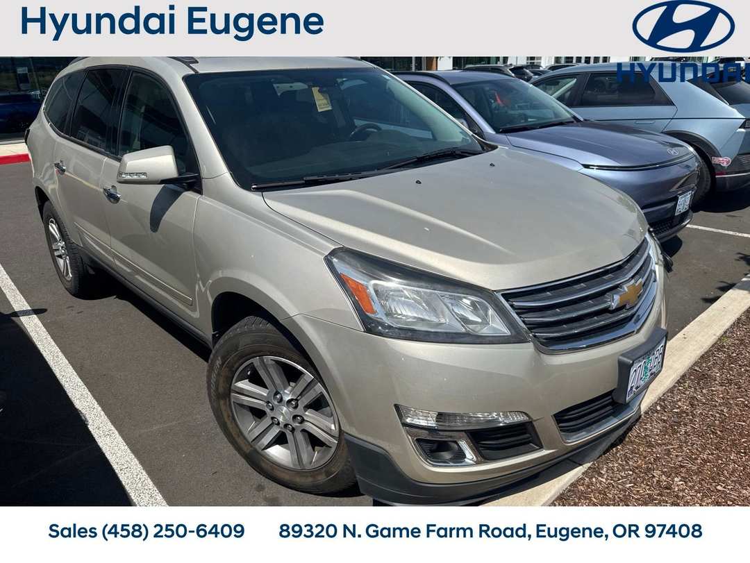 2015 Chevrolet Traverse LT - Image 2