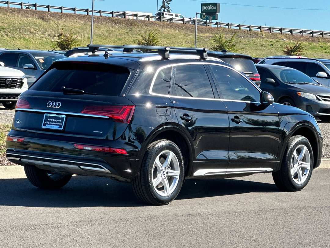 2021 Audi Q5 45 Premium - Image 3