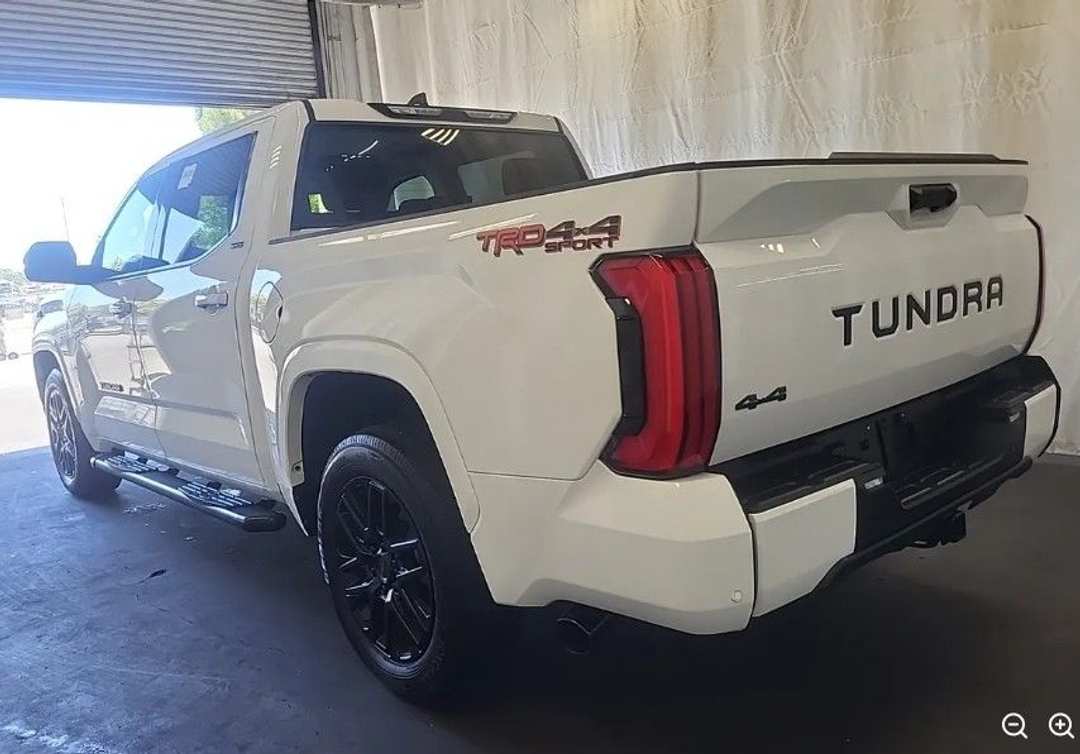 2022 Toyota Tundra SR5 - Image 2
