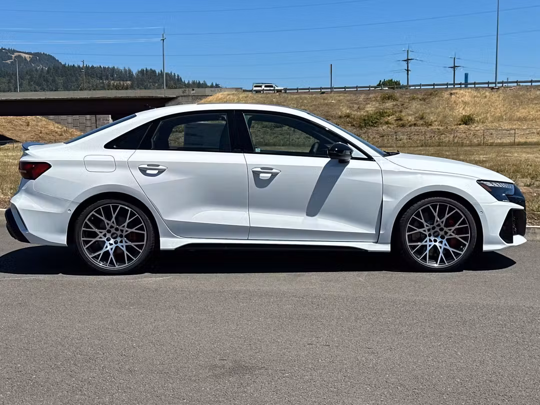 2026 Audi Rs 3 2.5T - Image 2