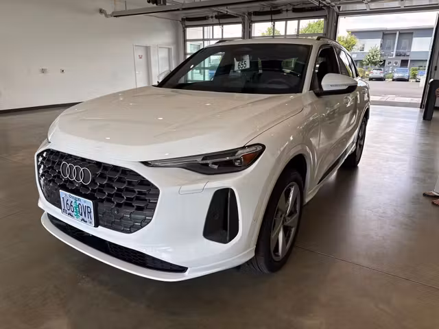 2025 Audi Q5 2.0T Premium Plus