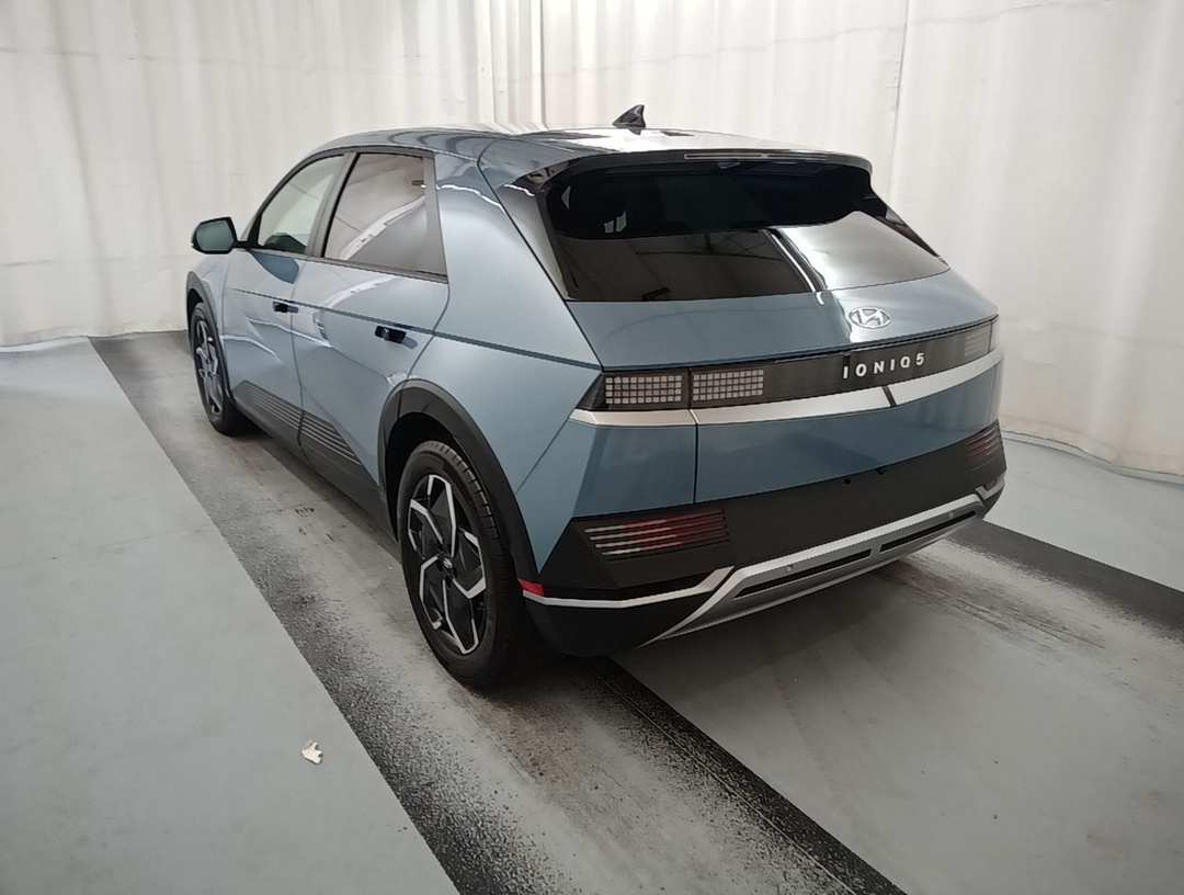 2024 Hyundai Ioniq 5 SEL - Image 2