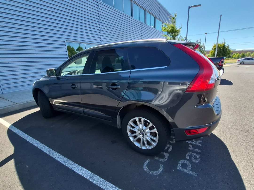 2010 Volvo Xc60 T6 - Image 3