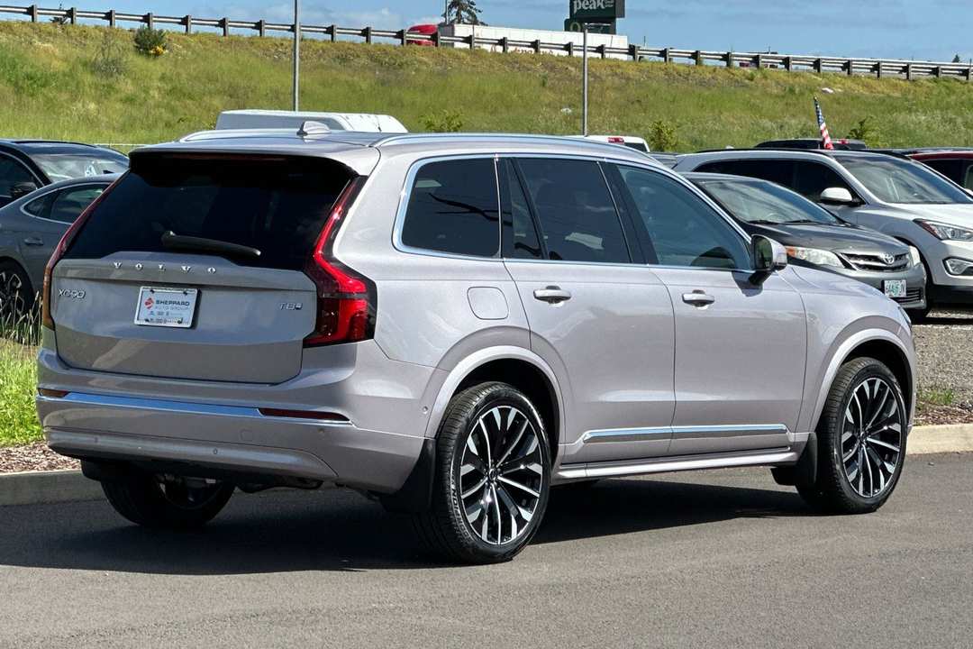 2026 Volvo Xc90 Plug-In Hybrid T8 Ultra - Image 3